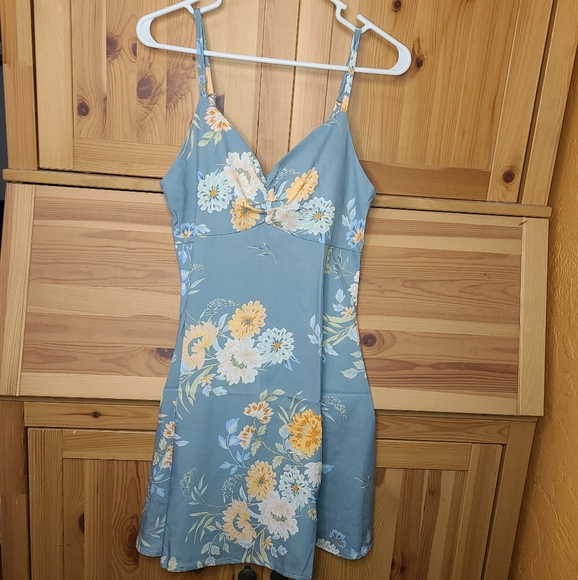 Floral Pattern Casual Sundress - Picture 2 of 5